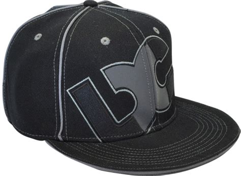 Custom Make Flat Brim Snapback Hats And Fitted Caps 3d Embroidered Logo