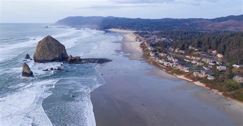 Cannon Beach Oregon Guide And Information Visit Oregon