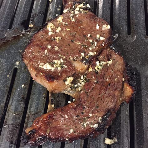 Note that the rib eye muscle runs through the center of the roast and is surrounded by smaller muscles. Rib Eye Steaks - My Judy the Foodie