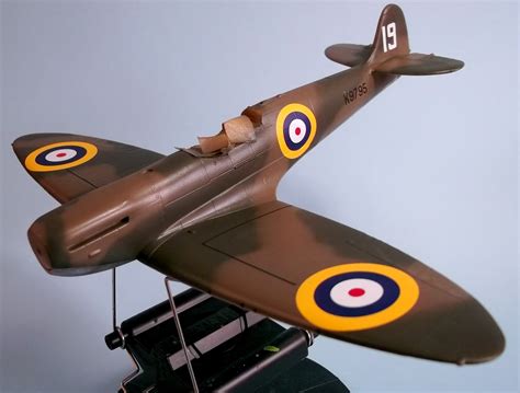 Meditations On A Hobby Revell And Airfix Spitfires 148 Review And