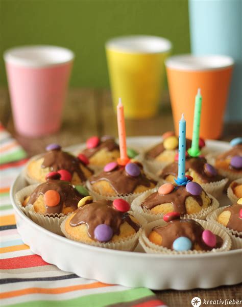 Smarties Kuchen - Kindergeburtstag Rezept - schnell backen | Smarties kuchen, Kuchen ...
