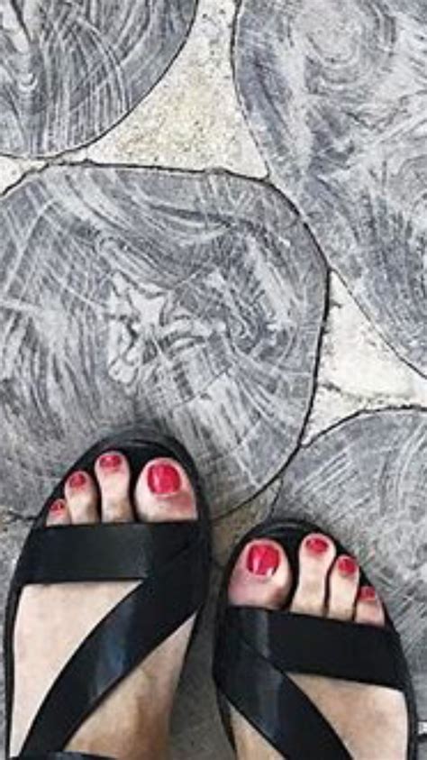 Kayla Ewells Feet