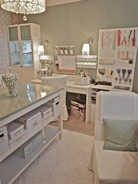 Beautiful Craft Room Interior Design Ideas That Make Work Easier