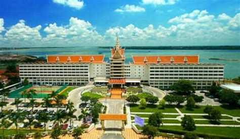 Hotel Cambodiana Hotel Phnom Penh Cambodia Overview
