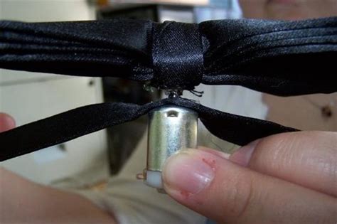 10 Spinning Bow Tie Make