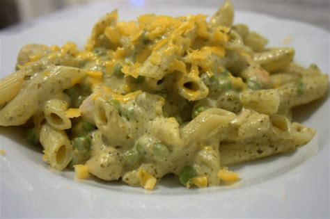 Published on may 14, 2011 by helen 19 comments last updated on this comforting creamy chicken philadelphia pasta with pesto is big on flavour, but easy on effort and time. Recipe: Philly Pesto Chicken Pasta