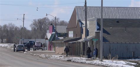 The distance calculator can find distance between any two cities or locations available in the world clock. Most People Avoid This Tiny Town In Nebraska
