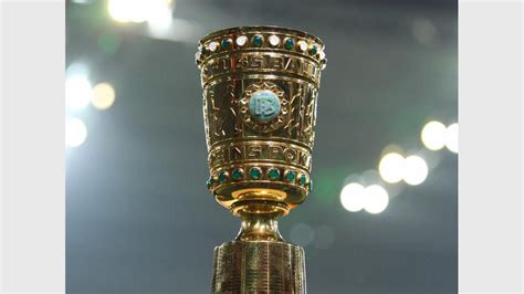 Auch der verband gibt in diesen tagen kein gutes bild ab. Pokal-Viertelfinale: Bayern nach Stuttgart - München - Bild.de