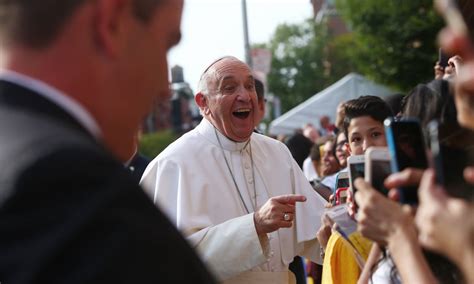 Pope Francis Arrives In Philadelphia On Fourth Day Of Us Tour Live