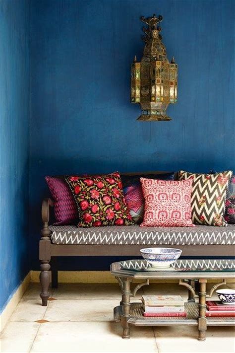 Great for my spare room which will have a black tall chest to start. 50+ Indian Interior Design Ideas - The Architects Diary