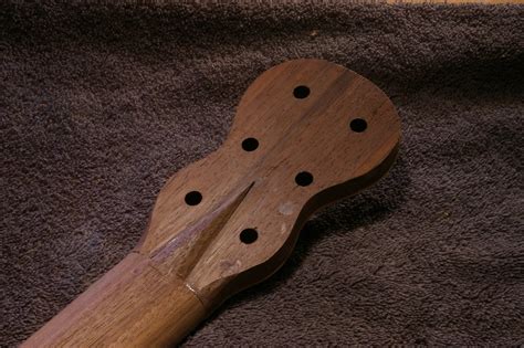 President trump recognized wilson construction's incredible growth and commitment to our nation's workforce at the @necanet. Wilson Burnham Guitars: Guitar Neck "V" Joint Construction