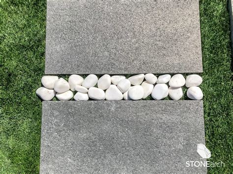 Stonearch Product Feature Black And White Pebbles For Landscaping