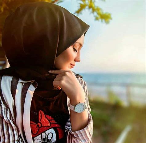 محجبة سورية راكبة فوق زب حبيبها تتناك منه تصوير منزلي رابط المشاهدة فضيحة محجبة سورية تمص زب حبيبا في السيارة ثم ينيكها رابط المشاهدة. خلفيات بنات محجبات بدون وجه 2020 اجمل صور الخلفيات للبنات ...
