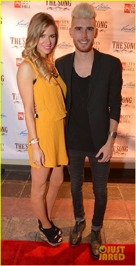Colton Dixon Marries Annie Coggeshall See The Wedding Pic Photo