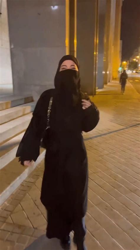 [Видео] fatima hijabi Уличная мода на хиджабы Скромные наряды Мусульманки