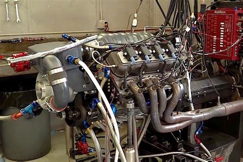 Cup engines previously operated with a bore spacing of 4.400 inches, but nascar allowed a bore i knew the stroke lengths for both of them, but i a longer rod and higher rod/stroke ratio is also purported to improve power by parking the piston at tdc for a fraction longer than a short rod ratio. Video: Ex-NASCAR SB2 Makes 1,000 Horsepower With ProCharger