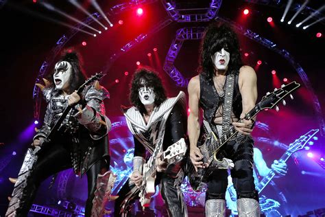 Gene Simmons On Kiss Makeup Controversy Why Wouldnt We Use It