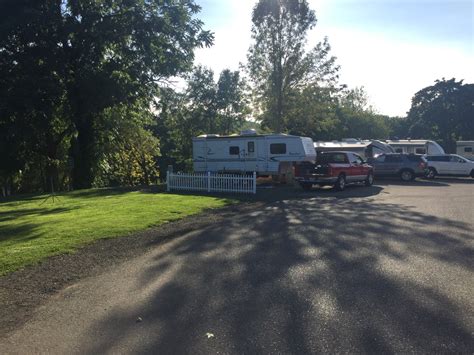 Roaring river resort has lots of great amenities to make your stay the most memorable and comfortable time you could have while visiting this area. Roseburg RV Parks | Reviews and Photos @ RVParking.com