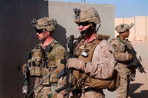 101st Airborne Soldiers Special Marine Ground Task Force Advise Iraqi