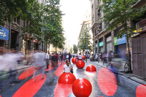 Galería De Colorida Intervención Busca Transformar En Paseo Peatonal