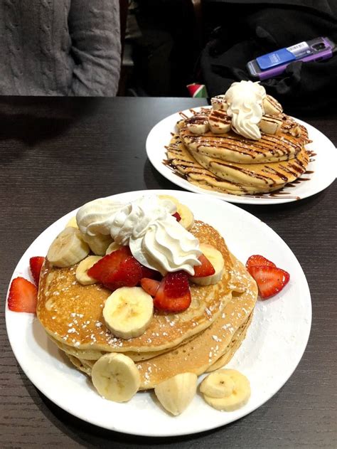 Stacked Pancake & Breakfast House Waterdown - Restaurant | 16 Clappison ...