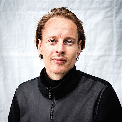 His fascination for nature and technology is reflected in his iconic designs such as smart highway (roads which charge from sunlight and glow at night), waterlicht (a virtual flood) and smog free project (the largest outdoor air purifier. Designer-innovator Daan Roosegaarde's works straddle the ...