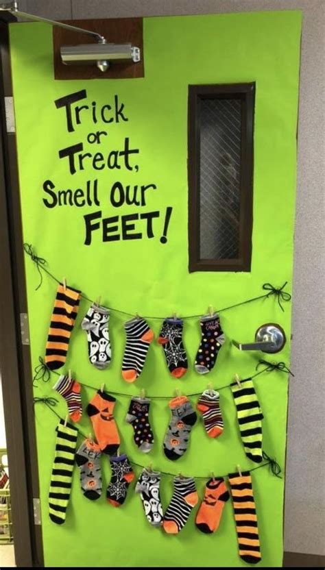 Halloween Door Decoration Ideas For Your Classroom Or Dorm