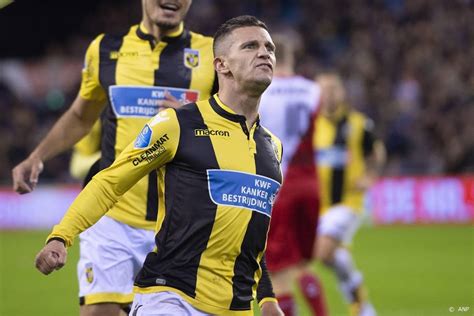 Feyenoord rotterdam‏подлинная учетная запись @feyenoord 21 апр. Linssen: passie van Advocaat bij Feyenoord werkt aanstekelijk