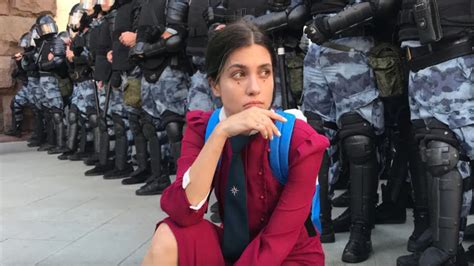 Pussy Riot S Nadya Tolokonnikova Is On Russia S Wanted List