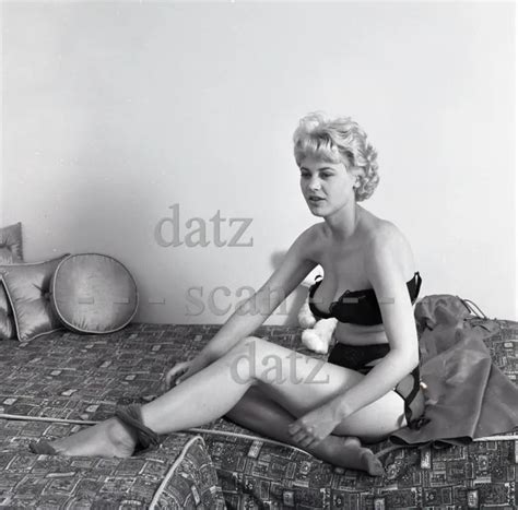 1960s Negative Sexy Blonde Pinup Girl Gloria Dawn In Lingerie Cheesecake T447702 1599 Picclick