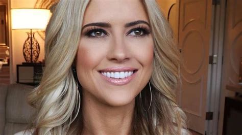 Christina Anstead Stuns In Low Cut Top For Flawless Morning Selfie Hello