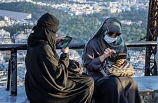 niqab muslim ramadhan puasa kepada certificado meringankan maghreb hukum melakukan perbuatan verboten reflect khilafah virginidad batalla francia nueva cellulare africa