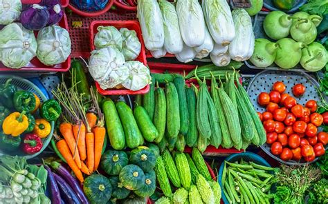 I should probably eat more of them the alphabetizer can be used to sort all sorts of delicious and nutritious fruits and vegetables! Eat Your Water! 7 Fruits and Vegetables That Will Keep You ...
