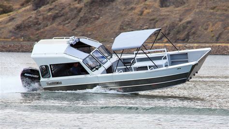 Research 2015 Thunderjet Boats Landingcraft 22 On