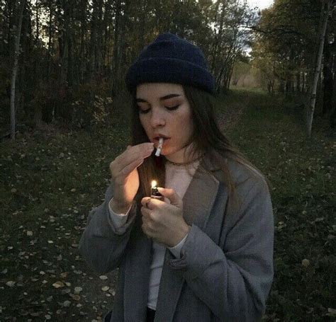 Aesthetic Grunge Girl Smoking