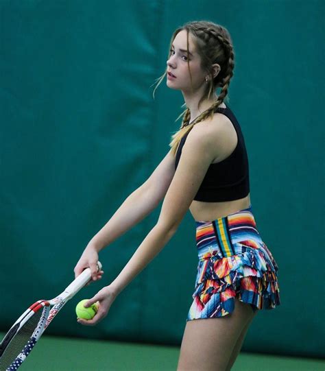【画像40枚】ロシア人の女テニスプレイヤー、エロすぎてコートに立っただけでゲームセット 気になる芸能まとめ