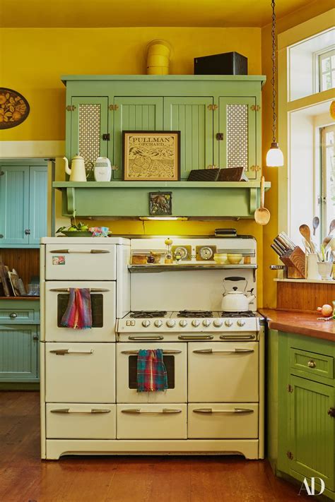 46 Fantastic Retro Kitchen Design Ideas For Your Cooking Sensation