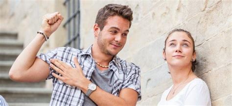 Men Flirt Using Body Language Signs Eye Contact Alpha Male Physical Contact Men Flirting