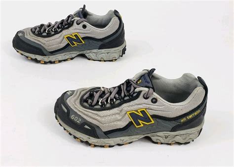 New Balance 602 Mens All Terrain Size 5 Hiking Walking Runnin Athletic