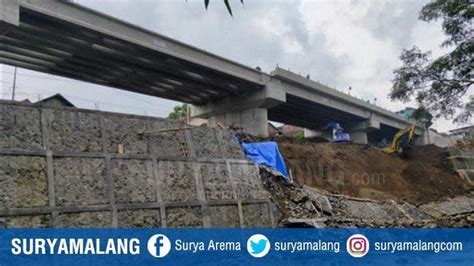 Plengsengan Di Bawah Fly Over Jembatan Kedungkandang Malang Ambrol