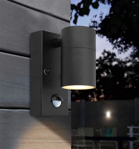 Black Pir Stainless Steel Single Outdoor Wall Light With Movement