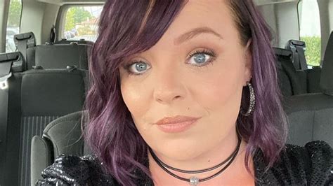 teen mom s catelynn lowell admits she s ‘crying at video of her visiting daughter carly after