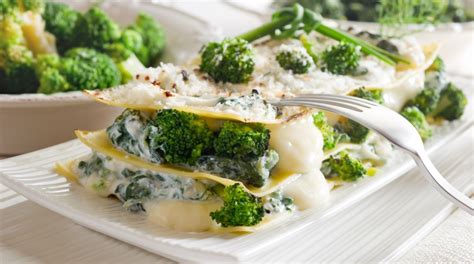 Questi sandwich di granchio soft shell sono gourmet ma facili da montare. Come Cucinare i Broccoli: 3 ricette tutte verdi!