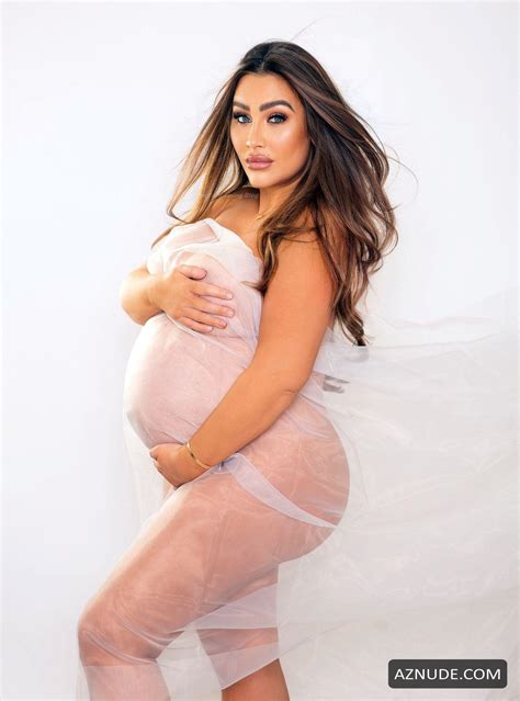 Lauren Goodger Sexy Shows Off Her Baby Bump In A White Sheet Aznude