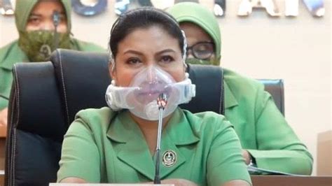 Jenderal andika perkasa disebut memiliki nilai lebih untuk menjadi panglima tni. Istri KSAD Jenderal Andika Perkasa Tampil Pakai Masker ...