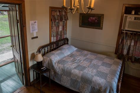 The price is $65 per night from aug 2 to aug 2$65. CABINS : BAYOU CABINS : Bed & Breakfast in Breaux Bridge, LA