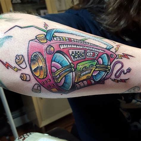 Whether you're buying a new home and need interior design inspiration, or remodeling your space to freshen things up, i can help! 10 Boombox Tattoos For Your Inner Party Monster | Tattoodo