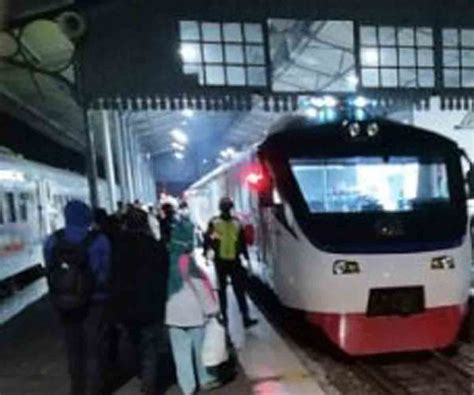 Bagi tujuan untuk melindungi pengguna dan apabila kita bercakap tentang membeli kereta pada masa ini, terdapat banyak sebab untuk orang mengatakan 'tidak sesuai'(membeli kereta). New Normal Dalam Berkereta Api - Kereta Api Kita