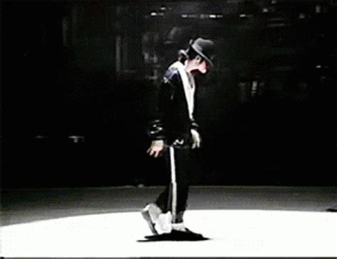 hd rip michael btw i do not own any part of this video. Moonwalk Michael Jackson GIF - Moonwalk MichaelJackson ...