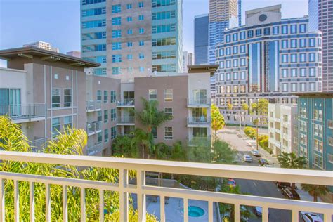 Glo 1050 Wilshire Blvd Los Angeles Ca Apartments For Rent Rent